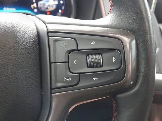 Used 2023 Chevrolet Suburban RST w/ Sport Performance Package image 24