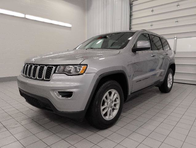 Used 2020 Jeep Grand Cherokee Laredo AWD/4WD image 13