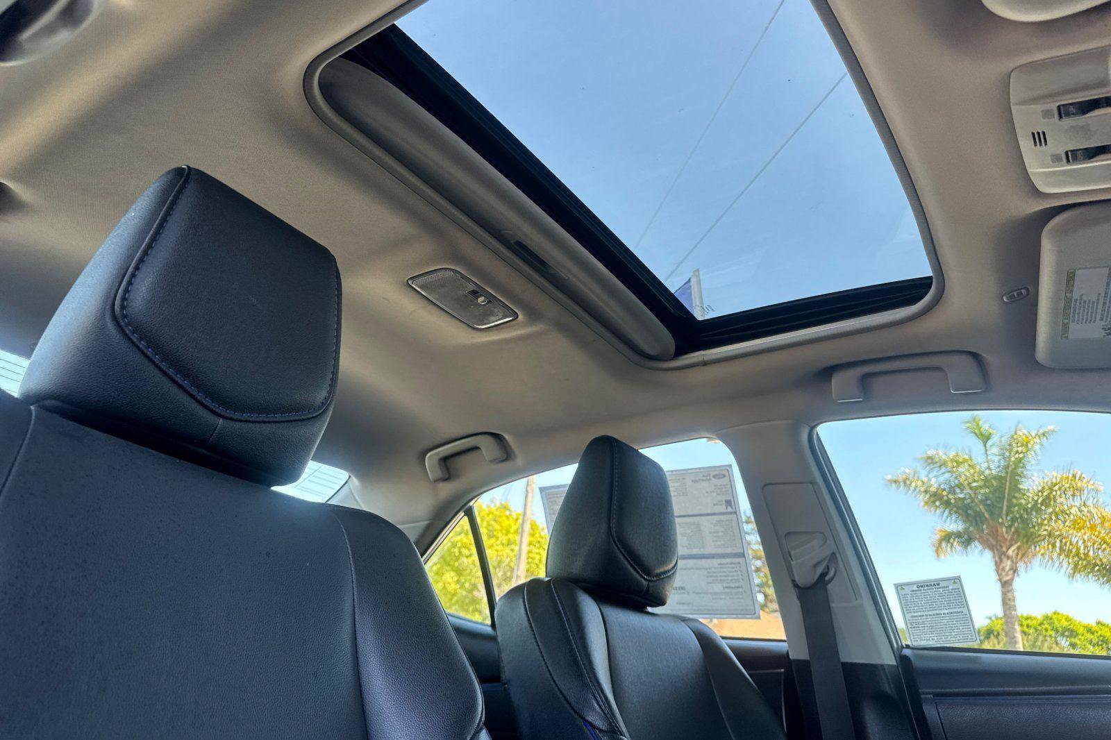 Used 2017 Toyota Corolla SE image 7