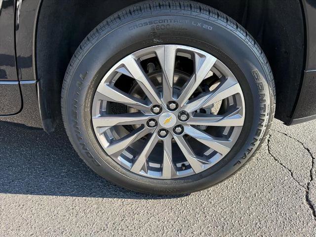 Used 2023 Chevrolet Traverse Premier AWD/4WD image 15