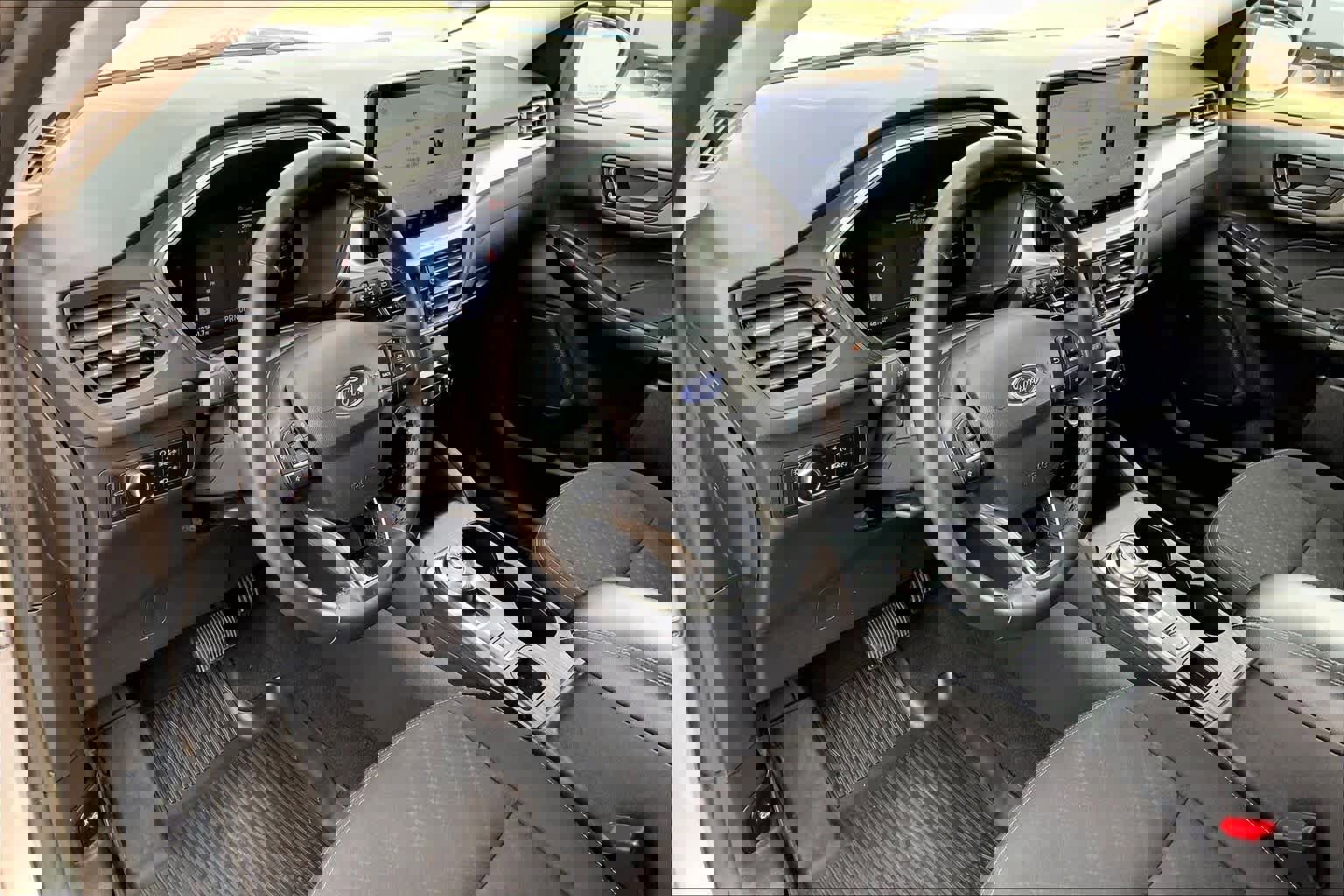 Certified 2024 Ford Escape Active w/ Tech Pack #1 image 18