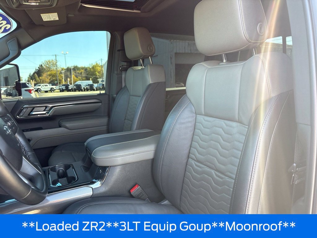 Used 2024 Chevrolet Silverado 2500 ZR2 w/ Snow Plow Prep/Camper Package AWD/4WD image 28