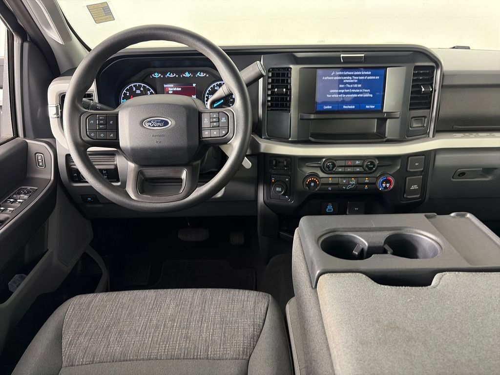 Certified 2025 Ford F250 XLT AWD/4WD image 14