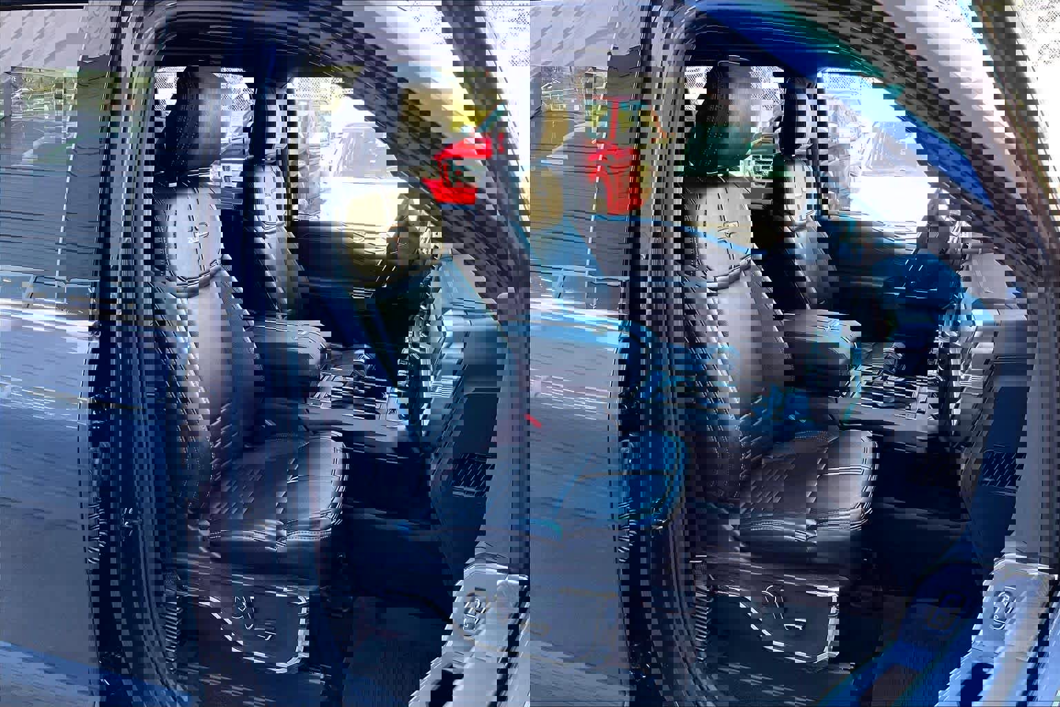 Certified 2021 Ford F150 Platinum w/ Equipment Group 701A High image 13