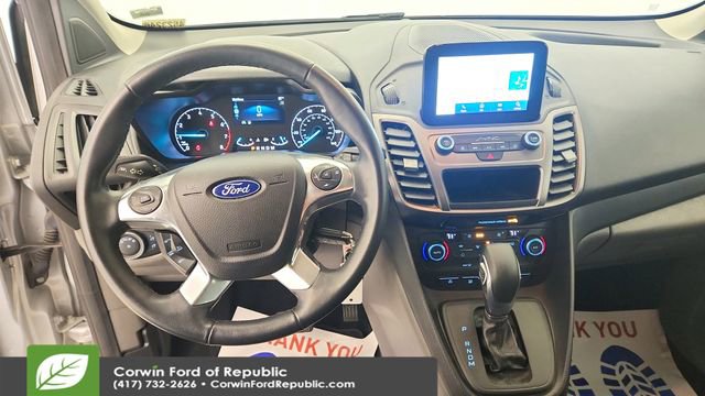 Certified 2022 Ford Transit Connect XLT image 16