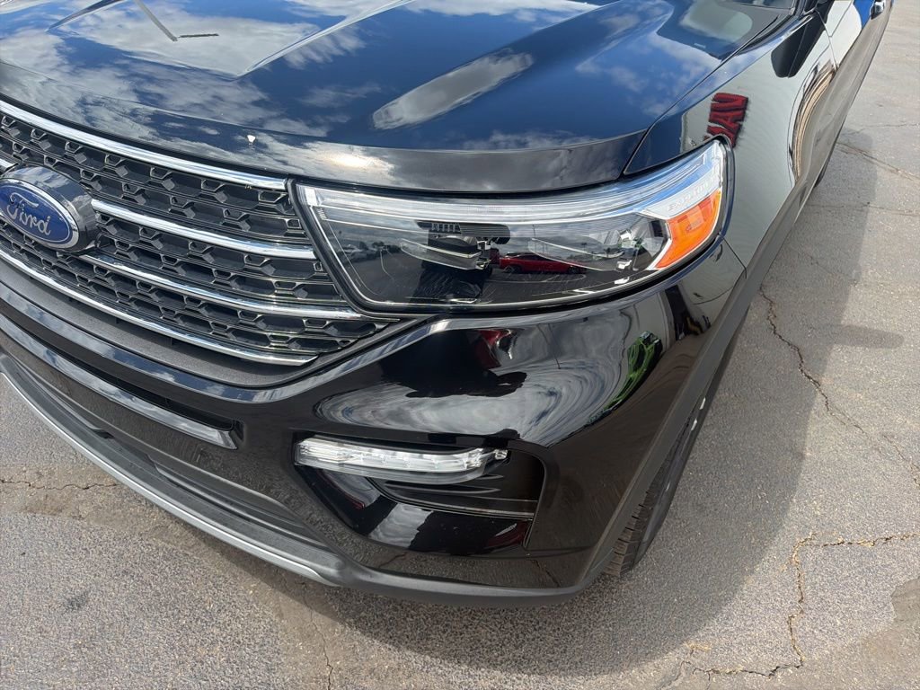 Certified 2022 Ford Explorer XLT w/ Equipment Group 202A AWD/4WD image 12