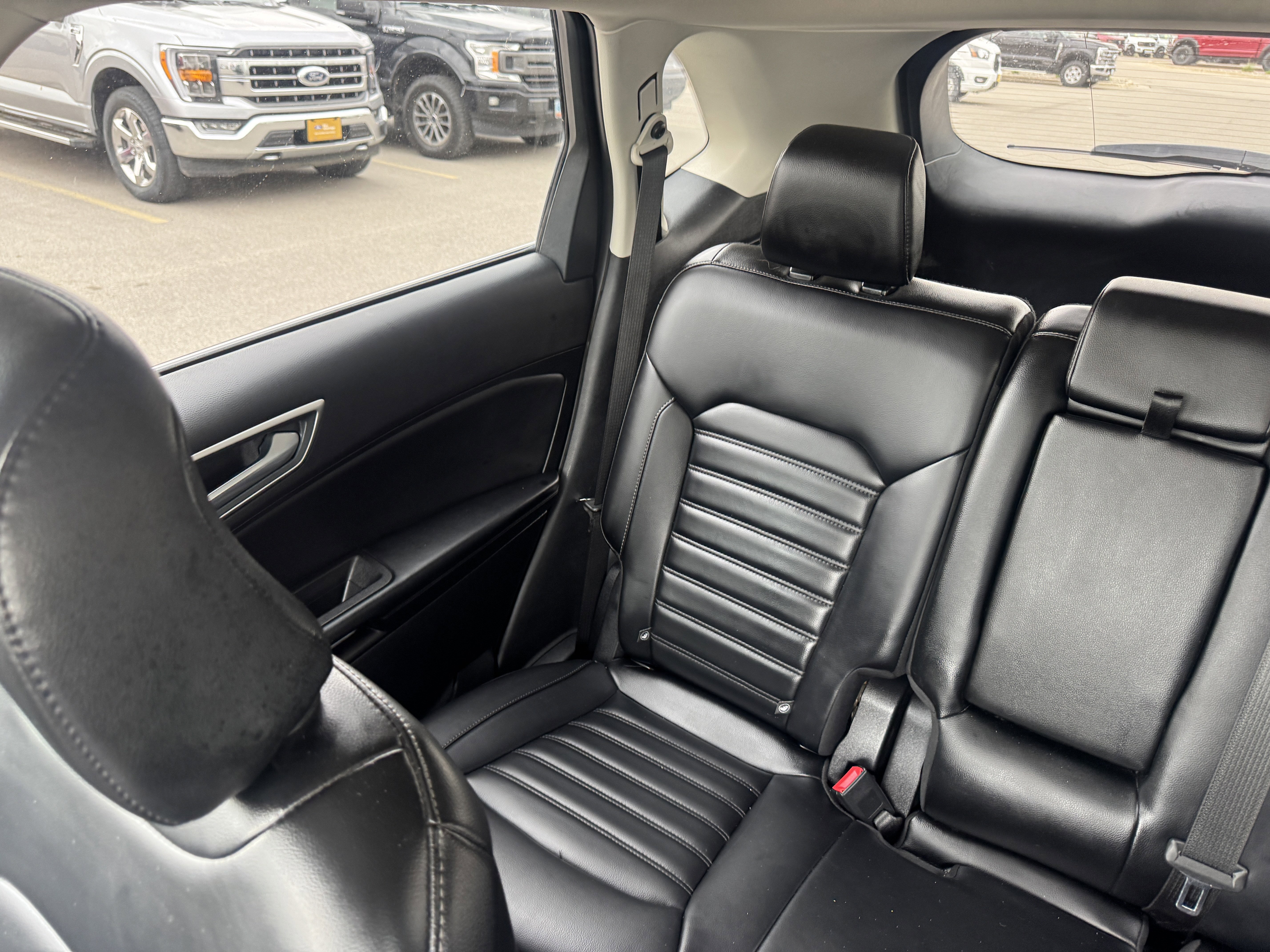 Certified 2024 Ford Edge SEL w/ Convenience Package AWD/4WD image 12