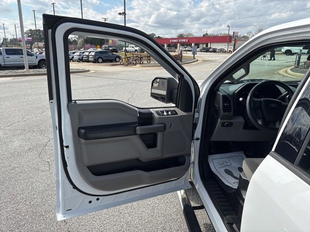 Certified 2017 Ford F150 XLT image 11