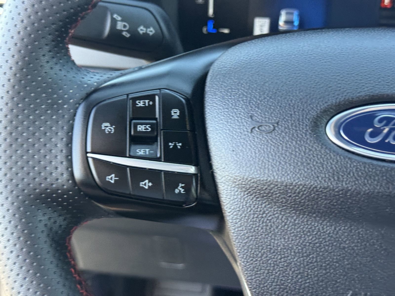 Certified 2023 Ford Escape ST-Line w/ Equipment Group 301A image 29