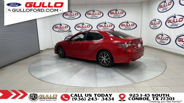 Used 2021 Toyota Camry SE FWD image 6