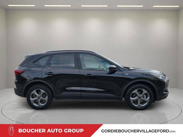 Certified 2025 Ford Escape ST-Line Select AWD/4WD image 8