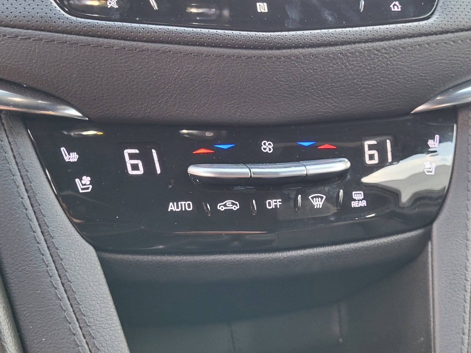 Used 2021 Cadillac XT5 Premium Luxury image 22