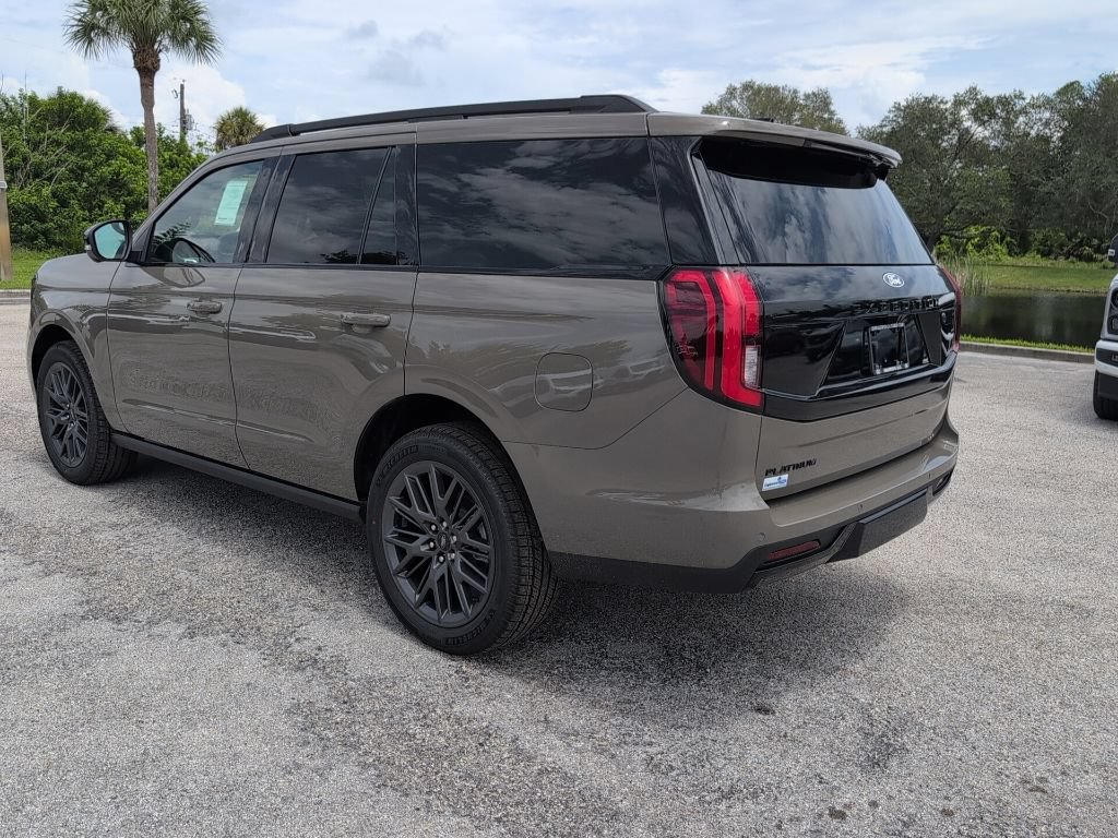 Certified 2027 Ford Expedition Platinum w/ Stealth Appearance Package AWD/4WD image 5