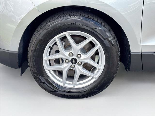 Certified 2024 Ford Edge SEL AWD/4WD image 32