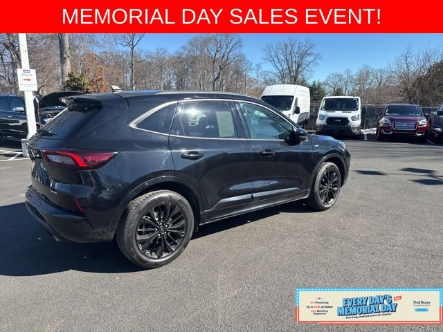 Certified 2023 Ford Escape ST-Line Elite AWD/4WD image 8