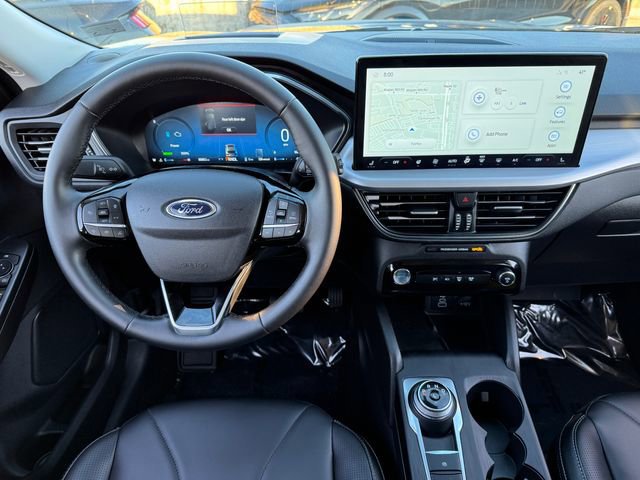 Certified 2025 Ford Escape SE w/ PHEV Premium Package image 11
