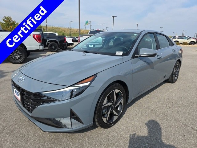 Used 2023 Hyundai Elantra Limited image 7
