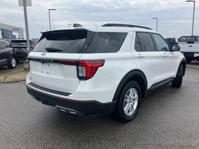 Certified 2025 Ford Explorer Active w/ Active Comfort Package RWD image 5