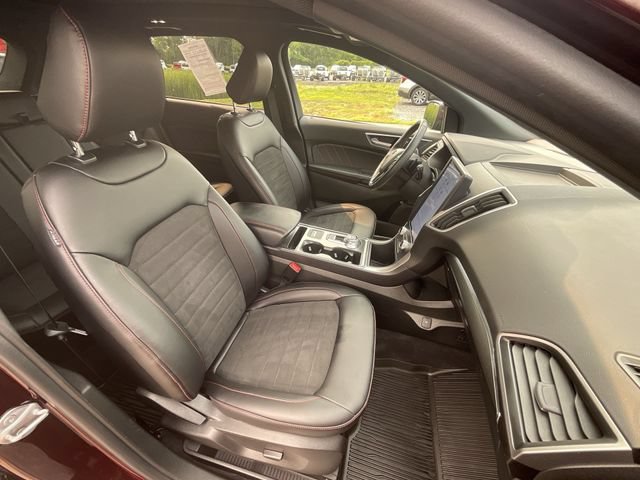 Certified 2024 Ford Edge ST-Line w/ Class II Trailer Tow Package AWD/4WD image 25