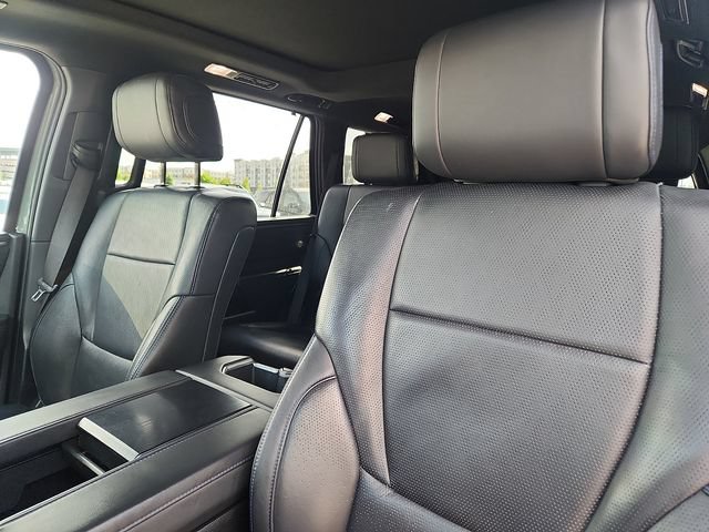 Used 2024 Toyota Sequoia Platinum AWD/4WD image 22
