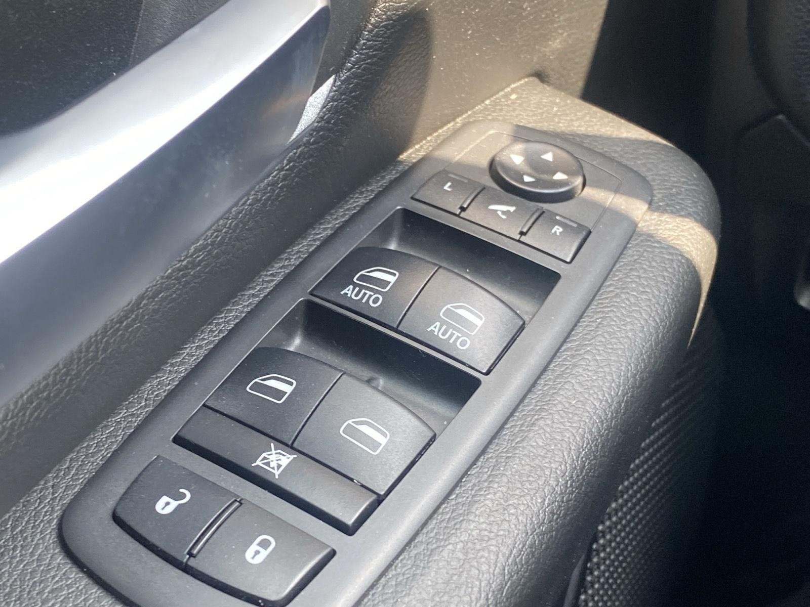 Used 2019 RAM 1500 Big Horn AWD/4WD image 44