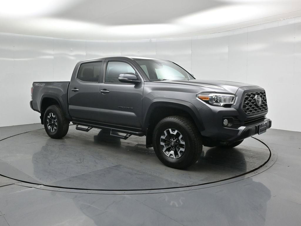 Used 2020 Toyota Tacoma TRD Off-Road w/ Technology Package image 21