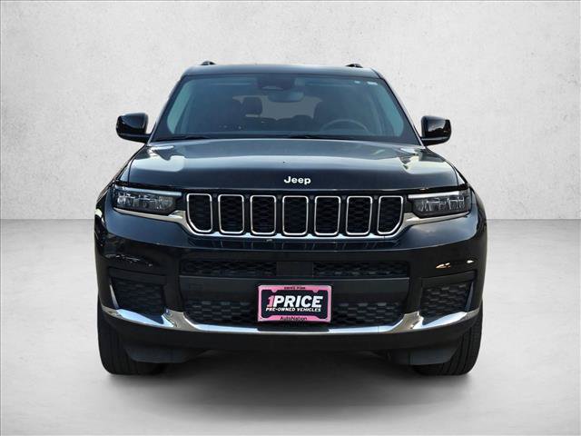 Used 2023 Jeep Grand Cherokee L Laredo w/ Luxury Tech Group I AWD/4WD image 2