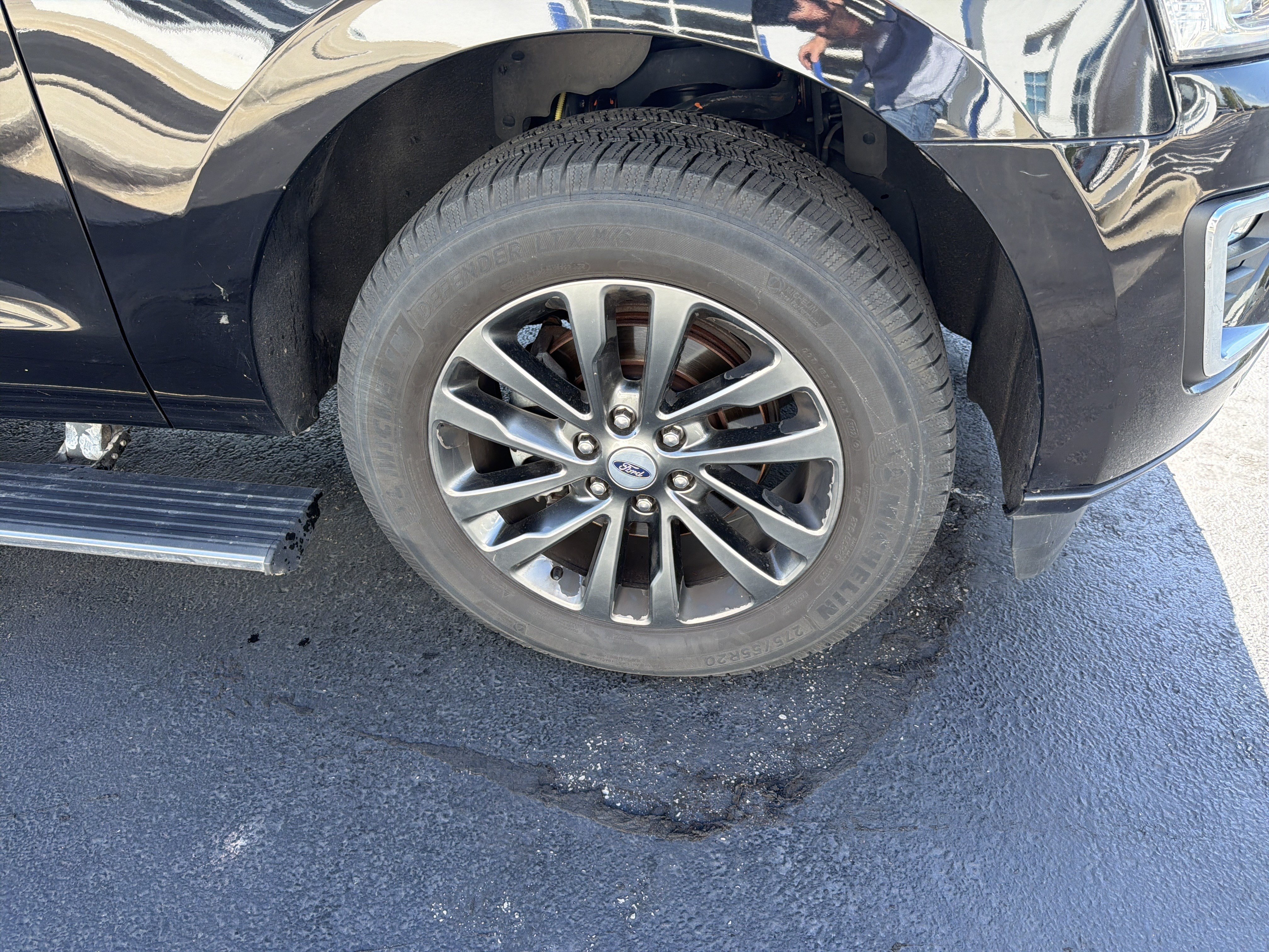 Certified 2019 Ford Expedition Max Limited AWD/4WD image 7