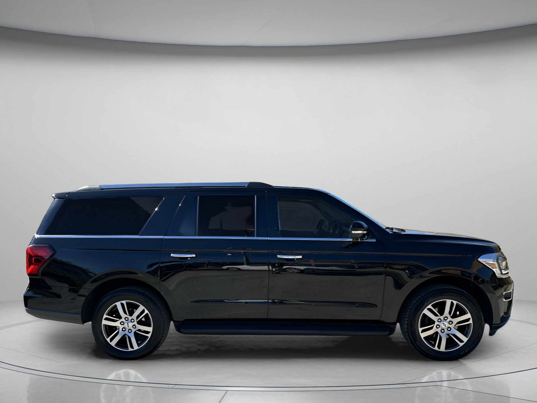 Certified 2024 Ford Expedition Max Limited image 29