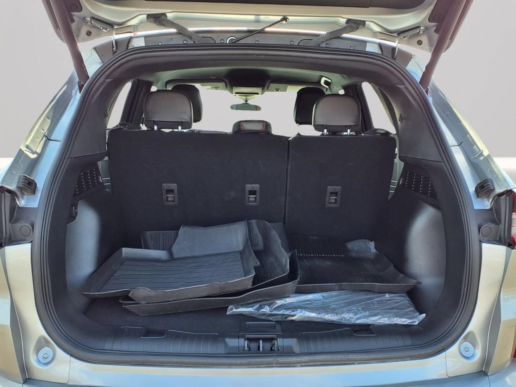 Certified 2024 Ford Escape ST-Line w/ Tech Pack #1 FWD image 9