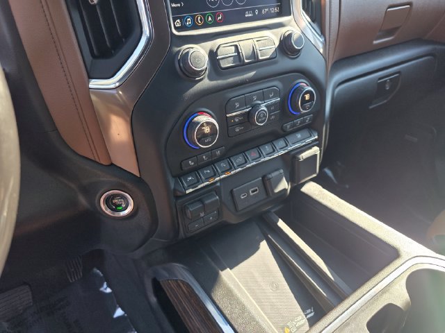 Used 2019 Chevrolet Silverado 1500 High Country AWD/4WD image 25