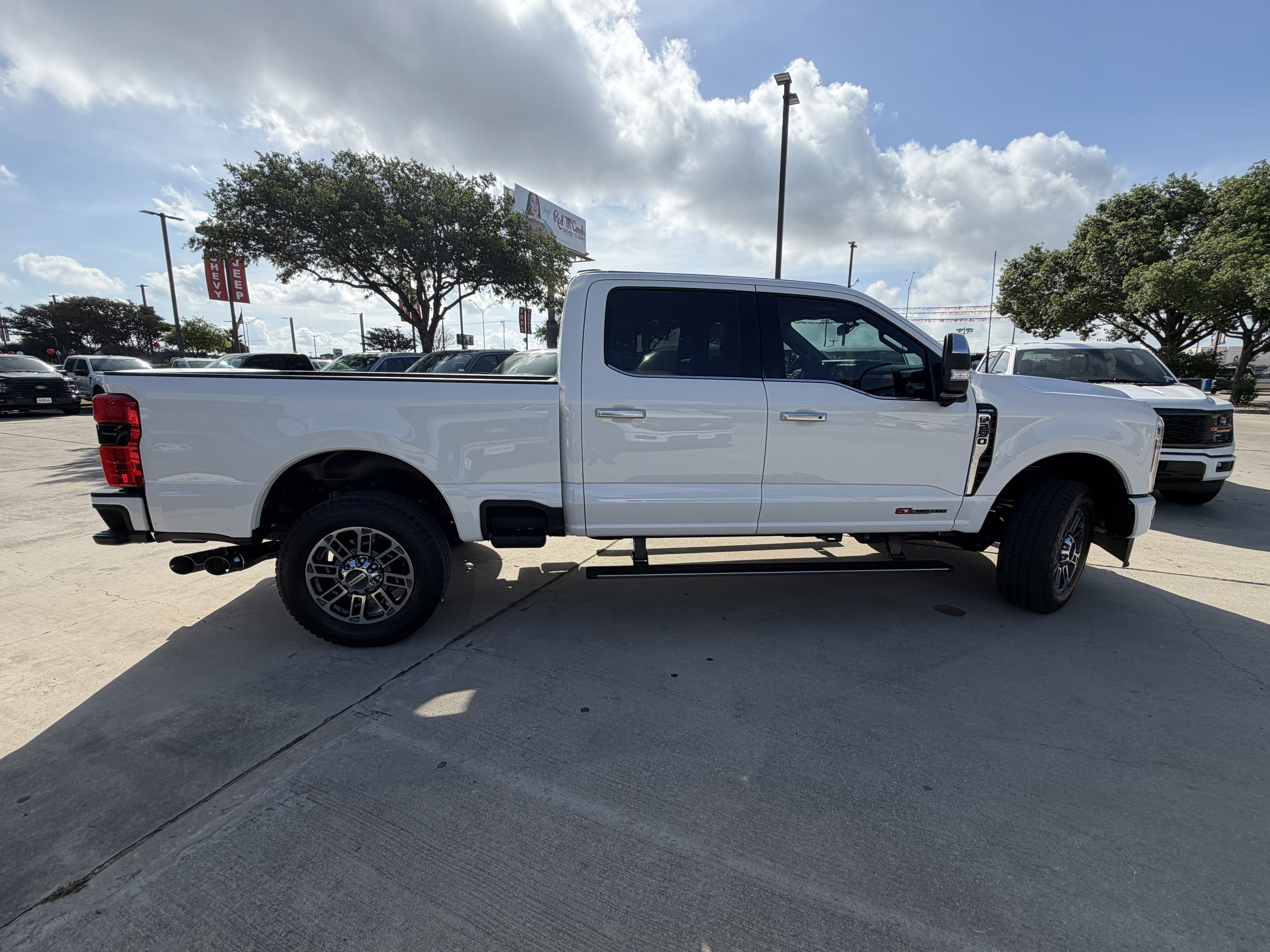 Certified 2024 Ford F250 Limited AWD/4WD image 5