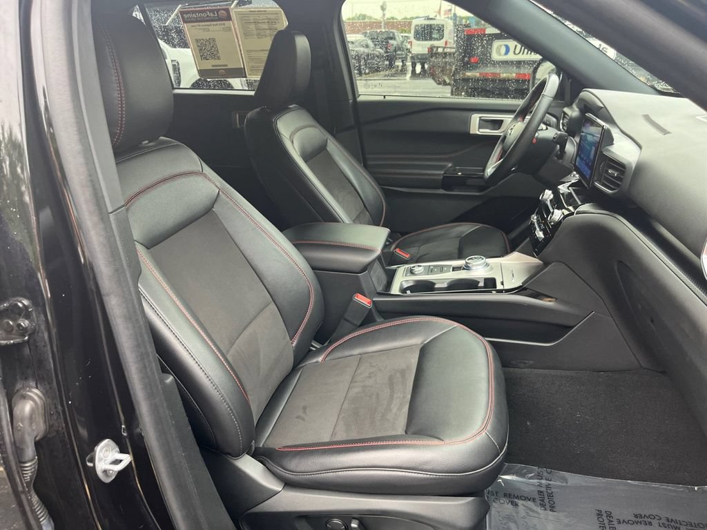 Certified 2023 Ford Explorer ST-Line w/ Class IV Trailer Tow Package AWD/4WD image 22
