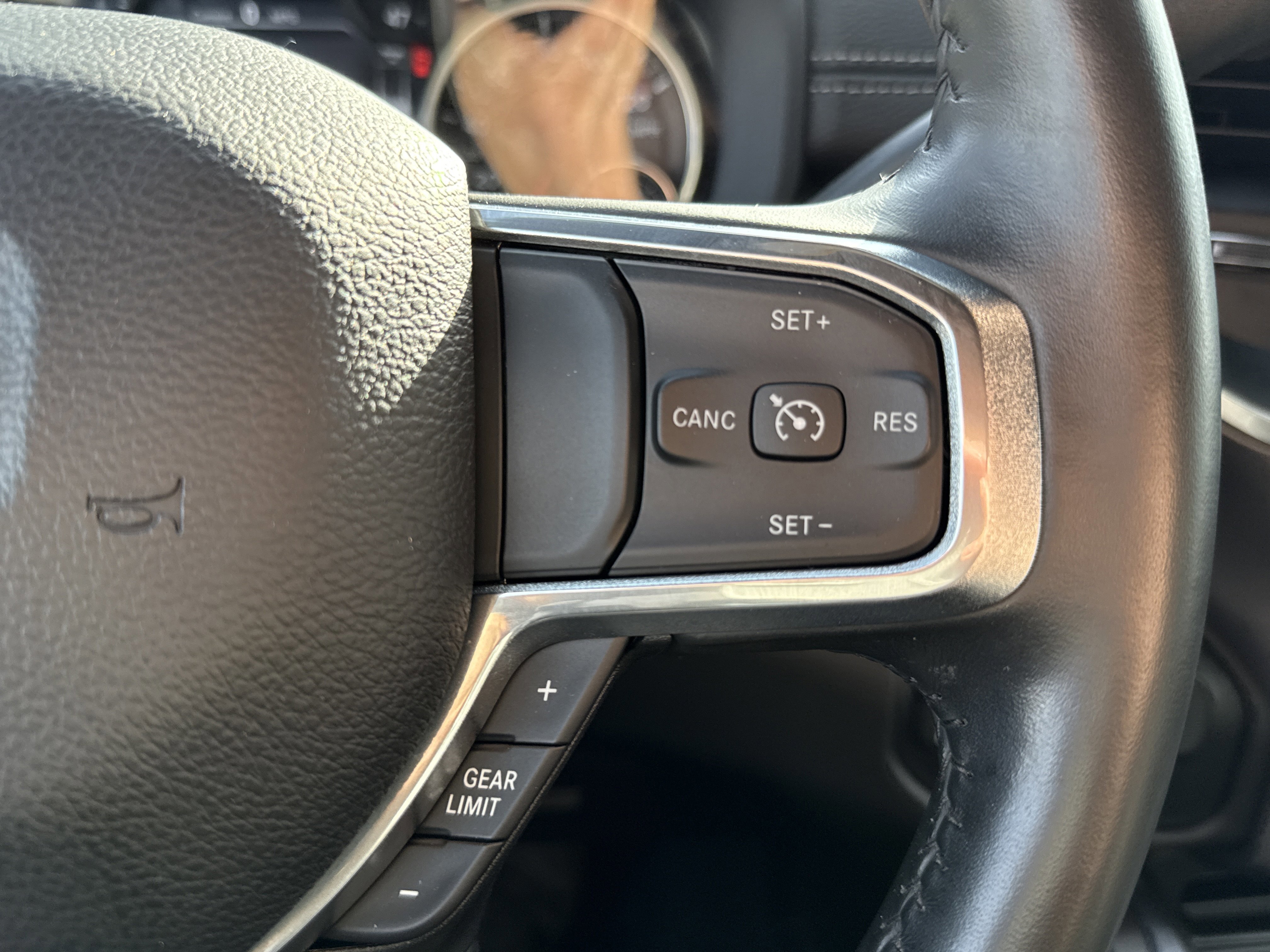 Used 2023 RAM 3500 Laramie image 20