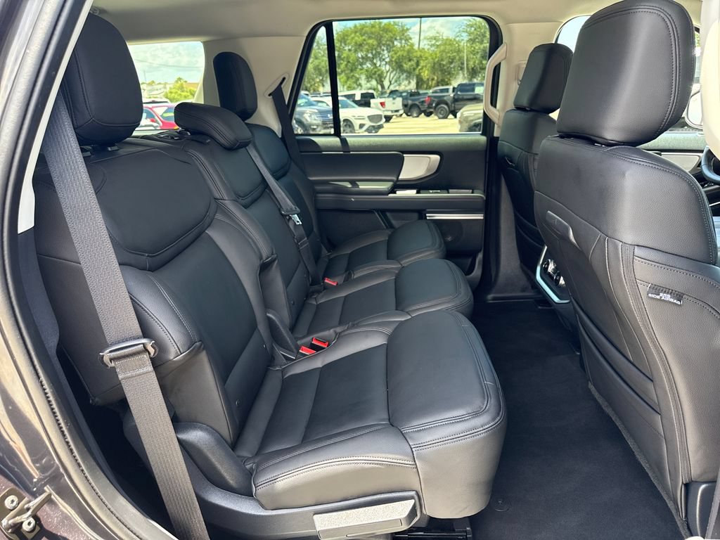 Certified 2025 Ford Expedition Active RWD image 28