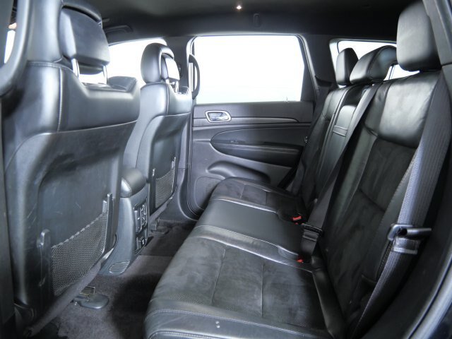 Used 2018 Jeep Grand Cherokee Altitude AWD/4WD image 15
