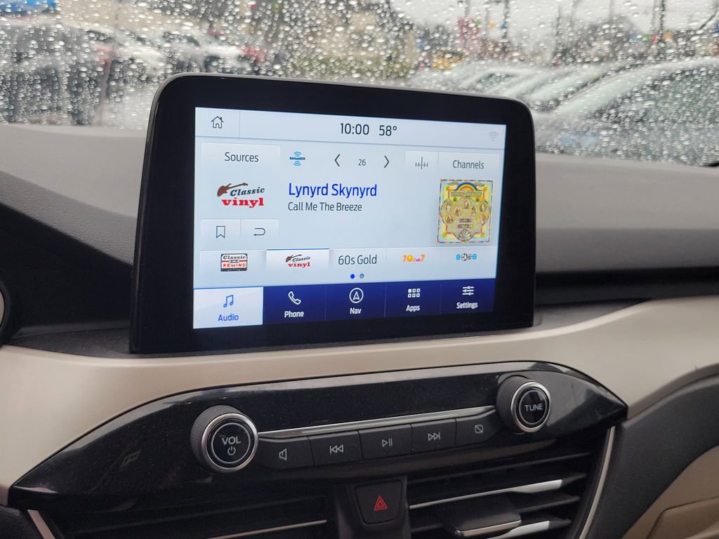 Certified 2020 Ford Escape SE image 24