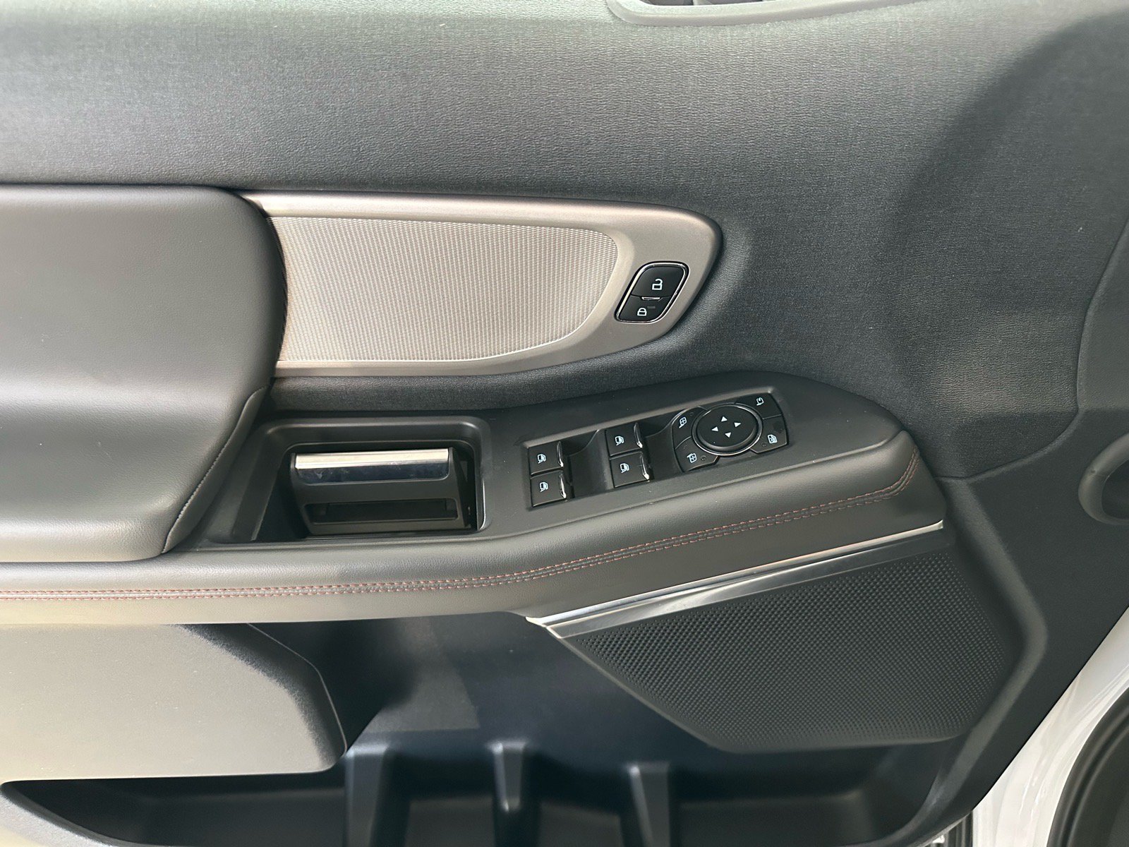 Certified 2025 Ford Expedition Active RWD image 17