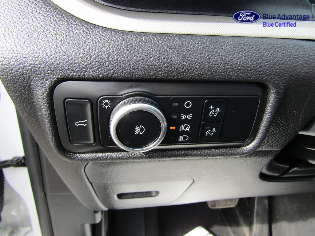 Certified 2023 Ford Explorer XLT w/ Equipment Group 202A AWD/4WD image 33