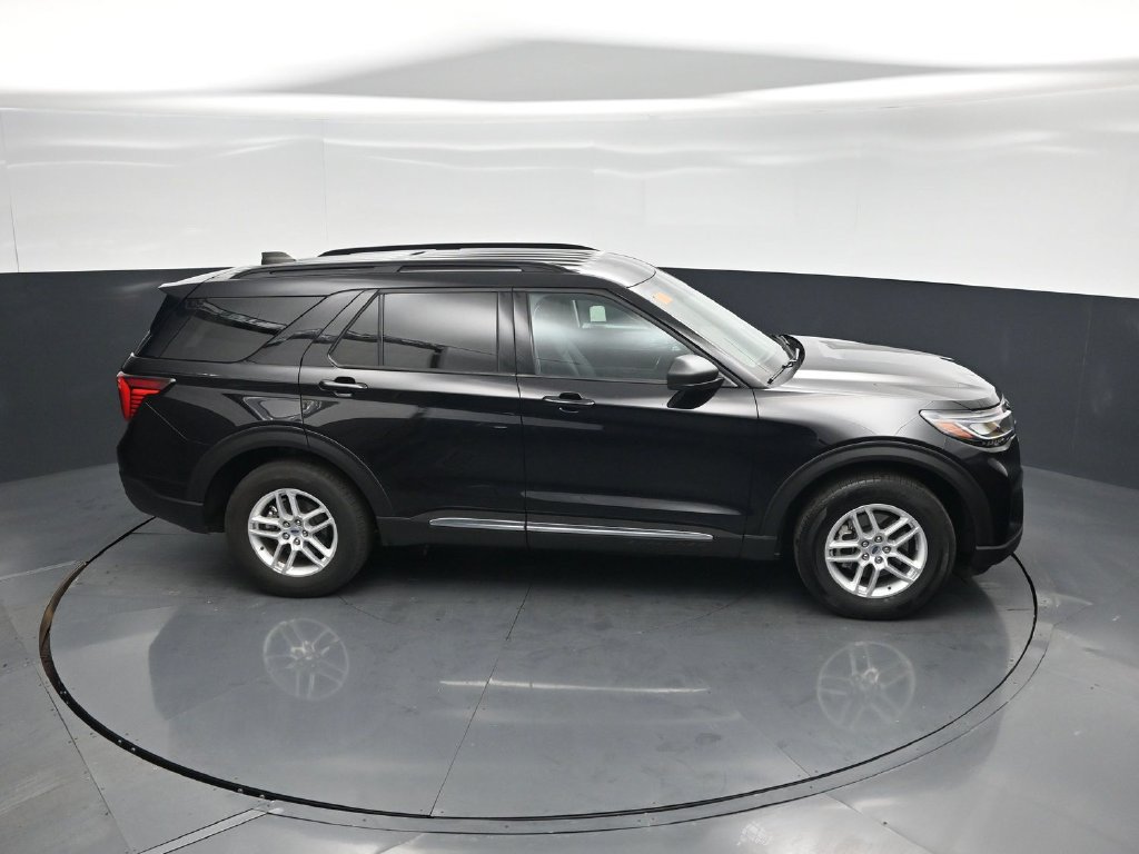Certified 2025 Ford Explorer Active AWD/4WD image 56