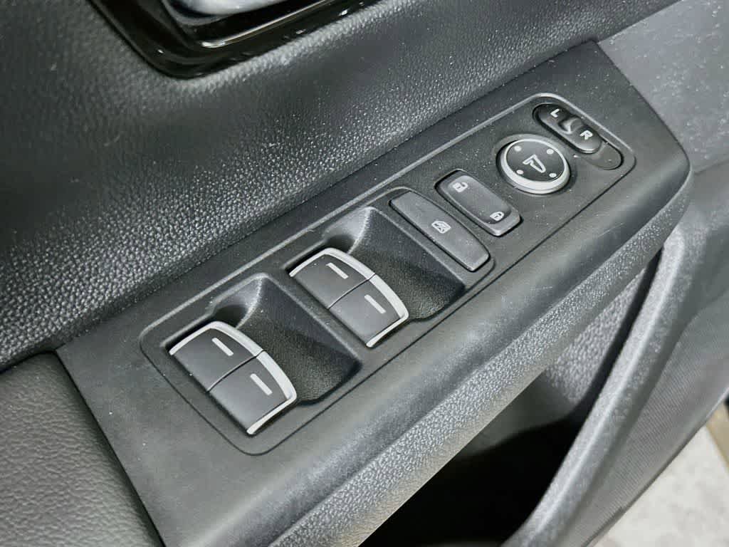 Used 2025 Honda CR-V EX-L image 29