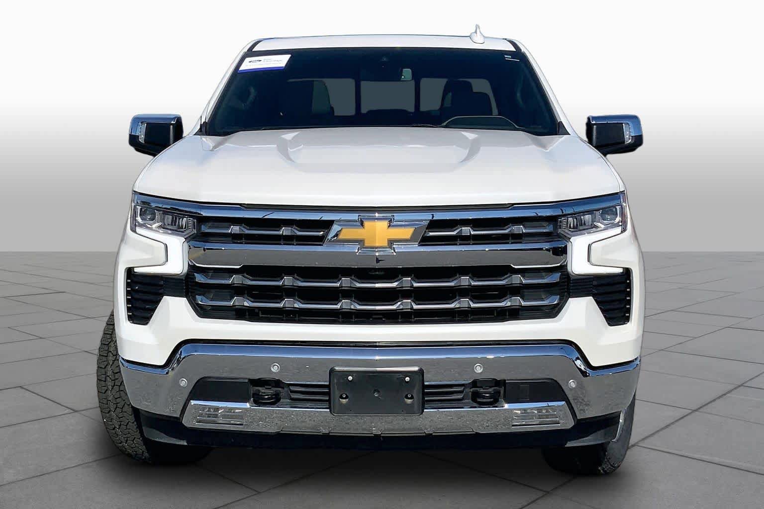 Used 2025 Chevrolet Silverado 1500 LTZ w/ LTZ Premium Package AWD/4WD image 4