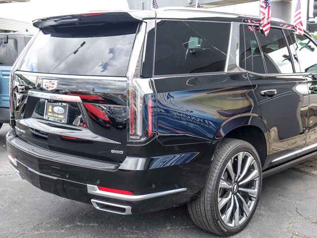 Used 2026 Cadillac Escalade Luxury w/ Touring Package AWD/4WD image 7