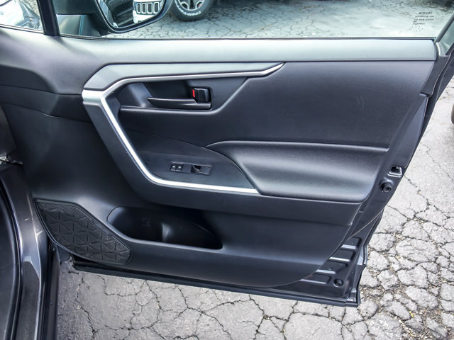 Used 2020 Toyota RAV4 LE w/ All Weather Liner Package AWD/4WD image 24