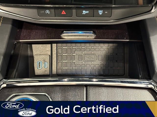 Certified 2023 Ford Expedition Max Platinum image 18
