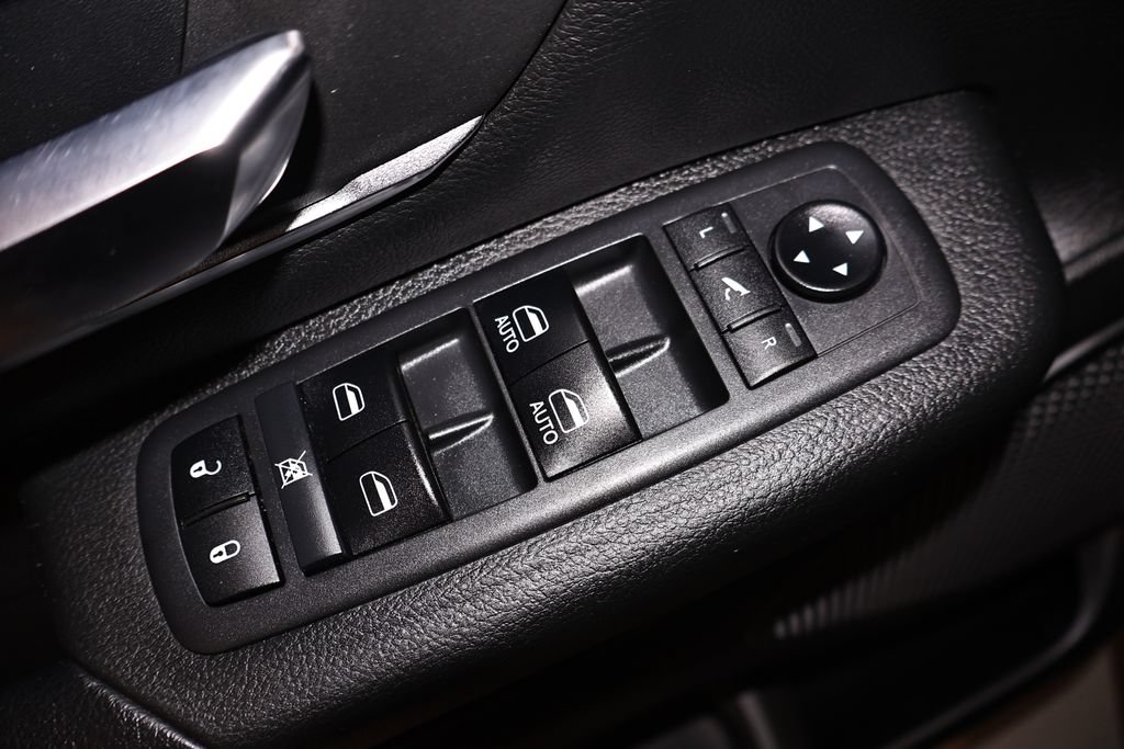 Used 2019 RAM 1500 Big Horn AWD/4WD image 12