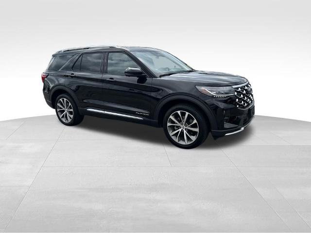 Certified 2025 Ford Explorer Platinum w/ Ultimate Package AWD/4WD image 11