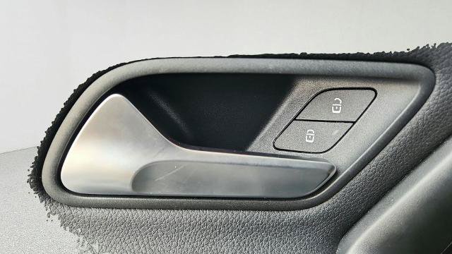 Used 2025 Mercedes-Benz CLA 250 image 19