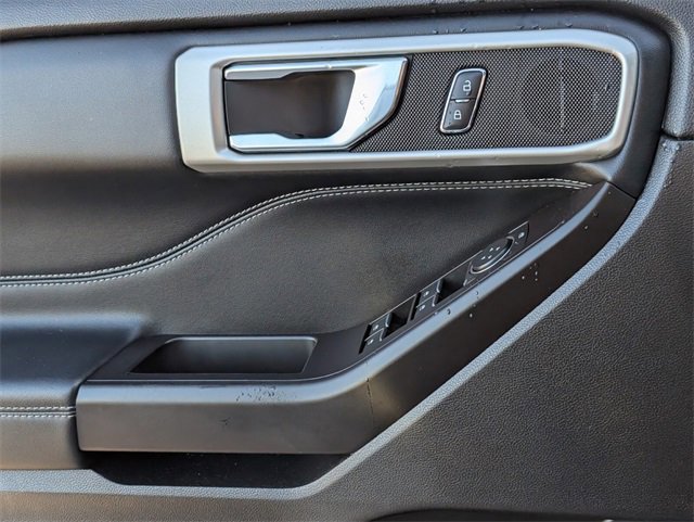 Certified 2020 Ford Explorer XLT w/ Equipment Group 202A image 25