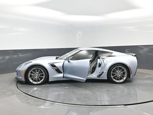 Used 2017 Chevrolet Corvette Grand Sport RWD image 28